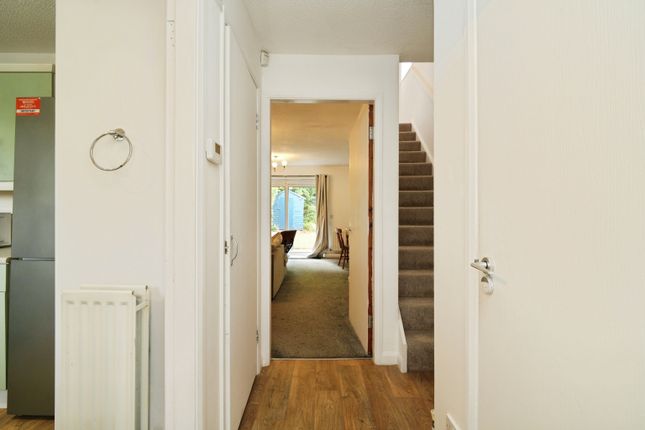 35, Lime Tree Square, Shipley photo 2