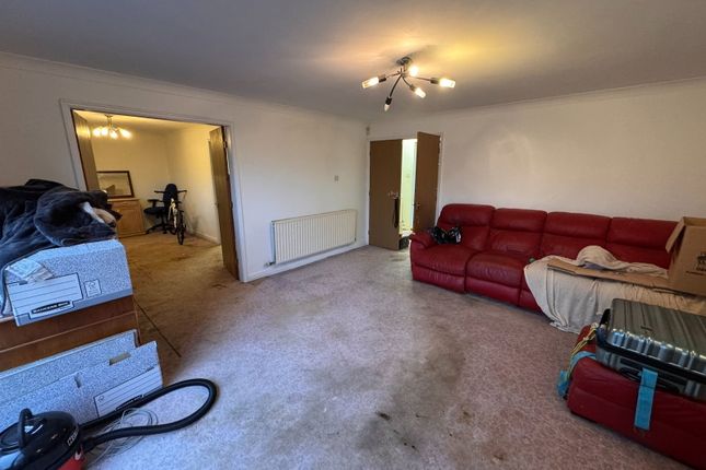Copperwood Drive, Prescot photo 3