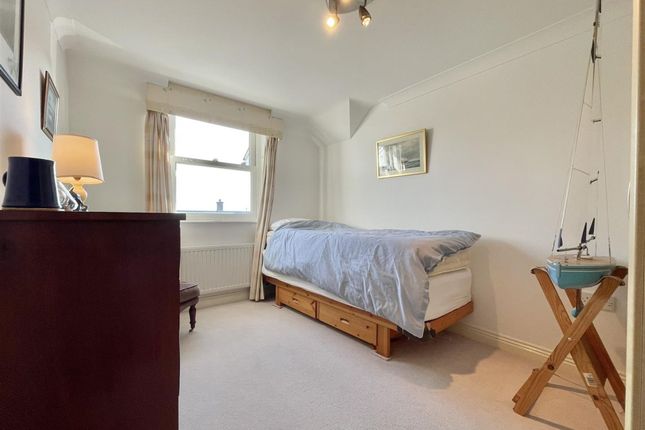15 Stanton Court Melcombe Avenue, Weymouth photo 2