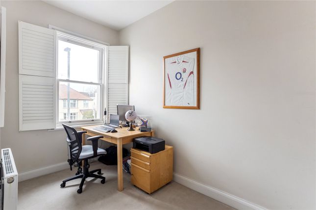 End terrace house for sale in Queens Road, Wimbledon, London