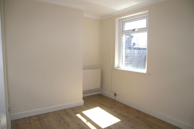 47, Geifr Road, Port Talbot photo 3