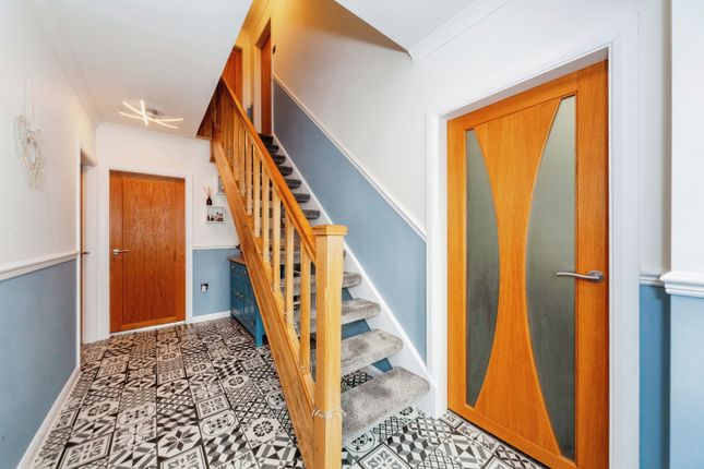 24, Roe Parc, Denbighshire photo 2