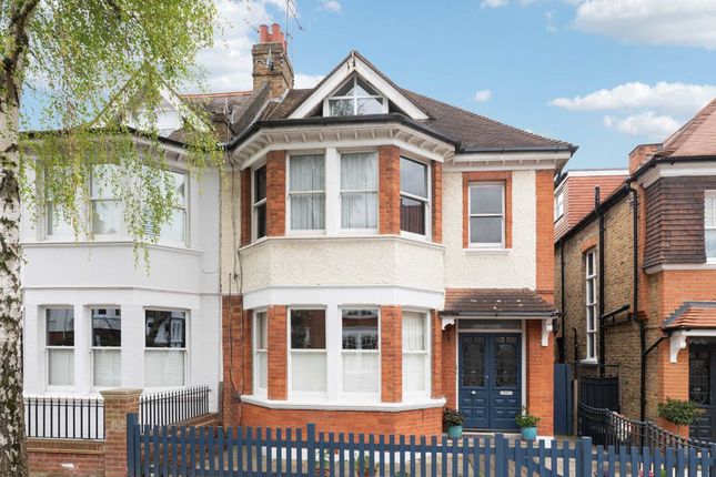 Thumbnail Flat for sale in Holroyd Road, London