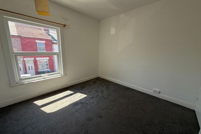 8 Irving Road, Coventry photo 5