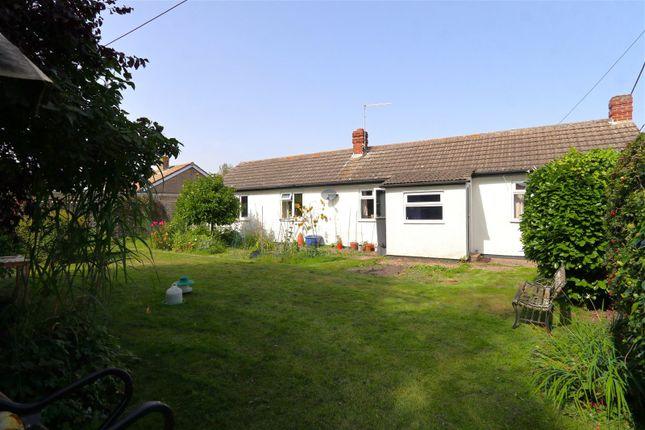 Bungalow for sale in Church Lane, Eagle, Lincoln