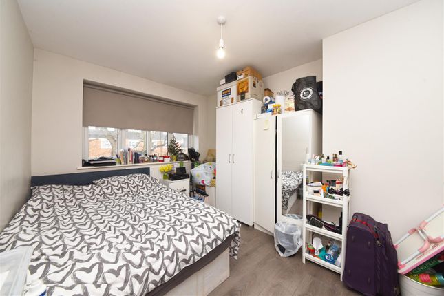 Flat for sale in Willow House, East Finchley