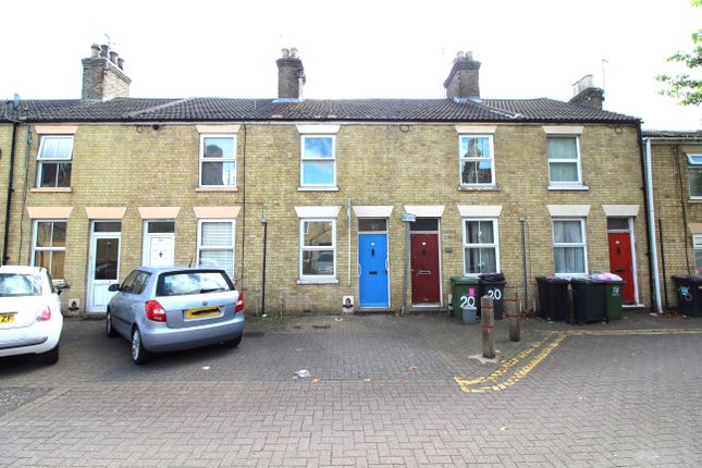 3 bed terraced house to rent in Crawthorne Street, Peterborough PE1
