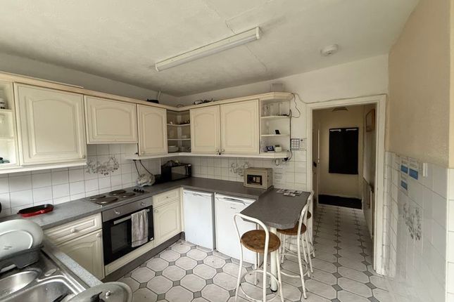 3, Justins Avenue, Stratford-Upon-Avon photo 2