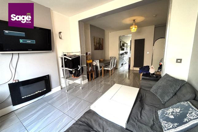 2, Maindee Terrace, Cwmbran photo 3