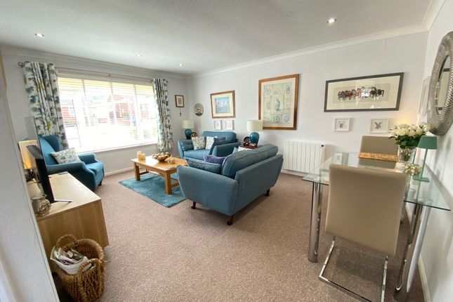 36, West Street, Minehead photo 4