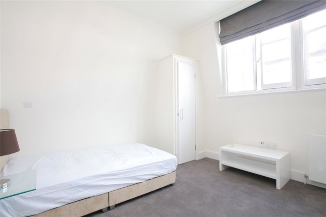 Thumbnail Studio to rent in Old Brompton Road, South Kensington, London