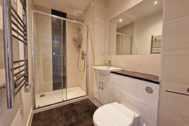 Flat 20 Burkhardt Hall, 175, Victoria Road, Swindon photo 5