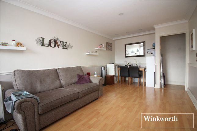 37 Watling Court,, High Street, Borehamwood photo 2