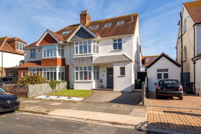 Thumbnail Property for sale in Braemore Road, Hove