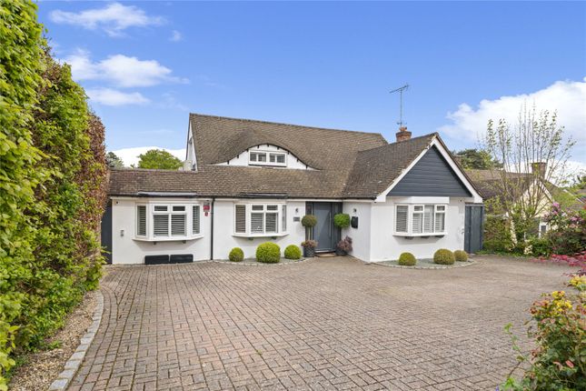 Thumbnail Detached house for sale in Heath Ridge Green, Cobham, Surrey