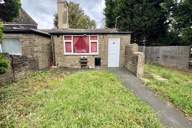 1-bed house on 18, Scott Street, Bradford, £70,000