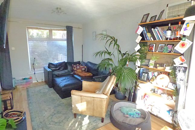 Raynville Rise, Leeds photo 5
