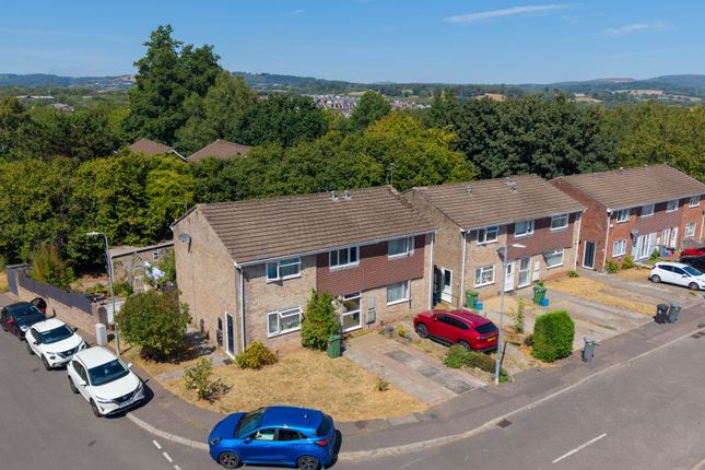 2 Silverstone Close, Cardiff photo 4