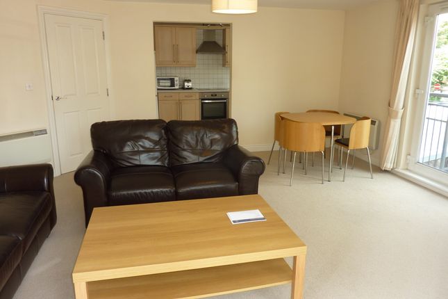 Flat to rent in New North Road, Exeter EX4