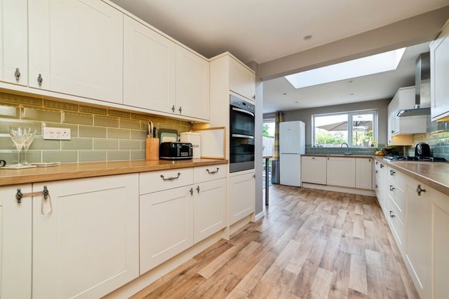 36, Marsden Green, Welwyn Garden City photo 4