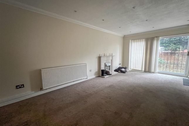 11C, Dove Close, Birmingham photo 4