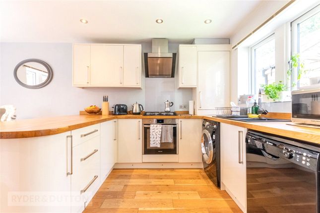 122C, Lower Edge Road, West Yorkshire photo 4