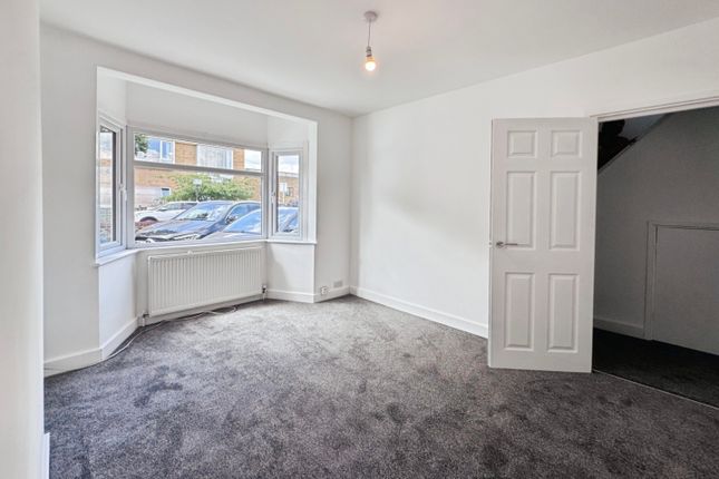 131, Carlingford Drive, Westcliff-On-Sea photo 3