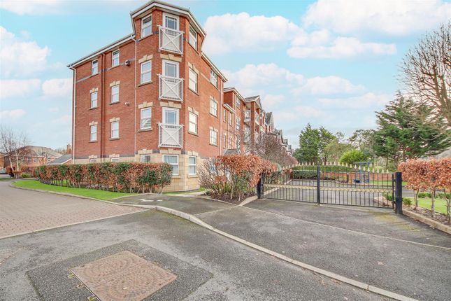 Flat for sale in Carnoustie Close, Birkdale, Southport