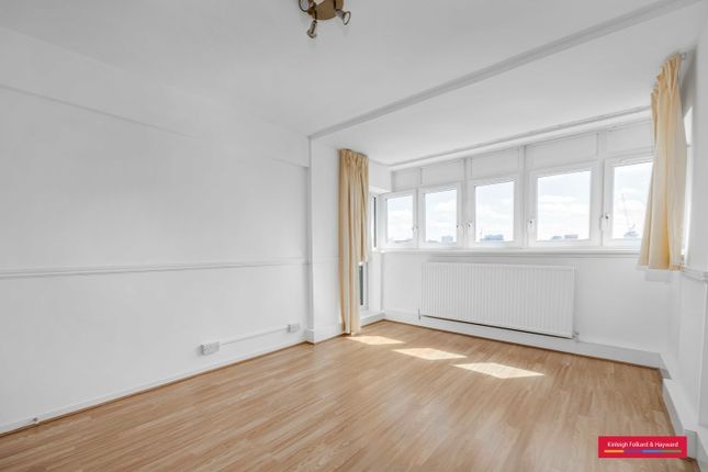 Thumbnail Flat to rent in Pearscroft Road, London