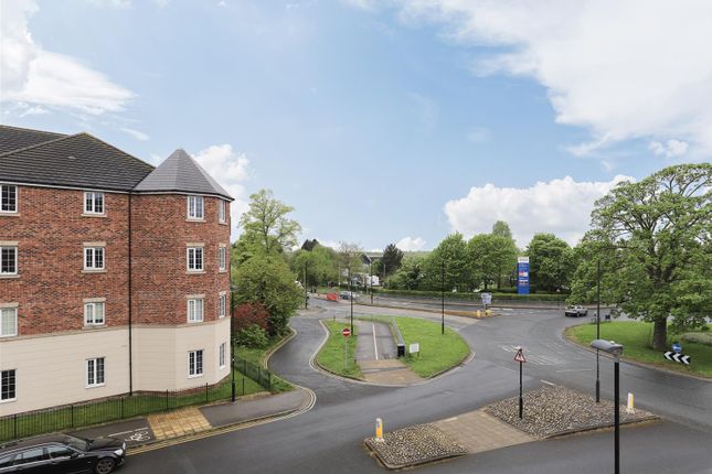 Flat for sale in Masters Mews, College Court, York, North Yorkshire