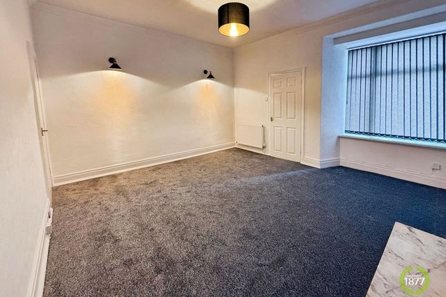 218 Briercliffe Road, Burnley photo 4
