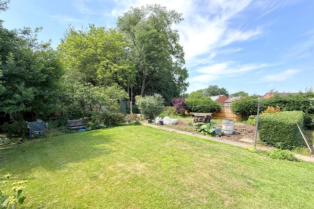 5, South Crescent, Bottesford photo 3