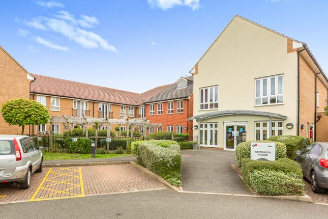 Thumbnail Flat for sale in Centurion House, Bicester