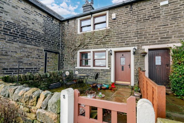 2-bed house on 2, New Laithe, Halifax, £293,000