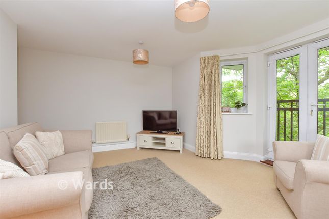 1, Stanley Court, Gillingham photo 3