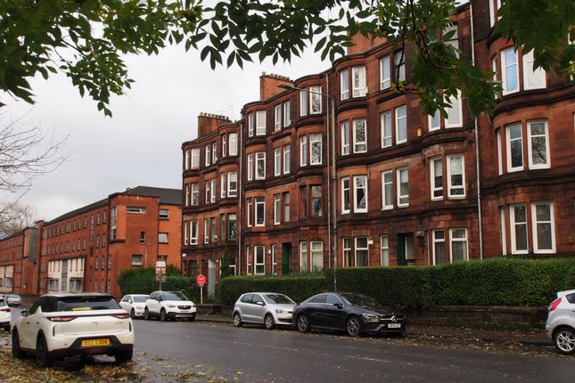 Flat to rent in Tollcross Road, Glasgow