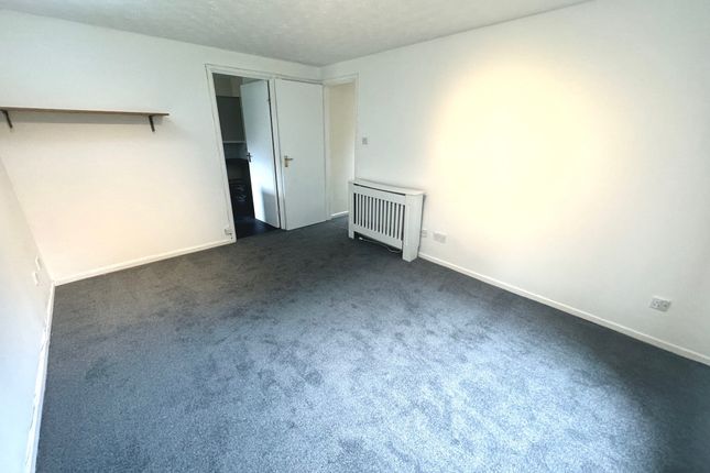 Flat 51, Birmingham photo 4