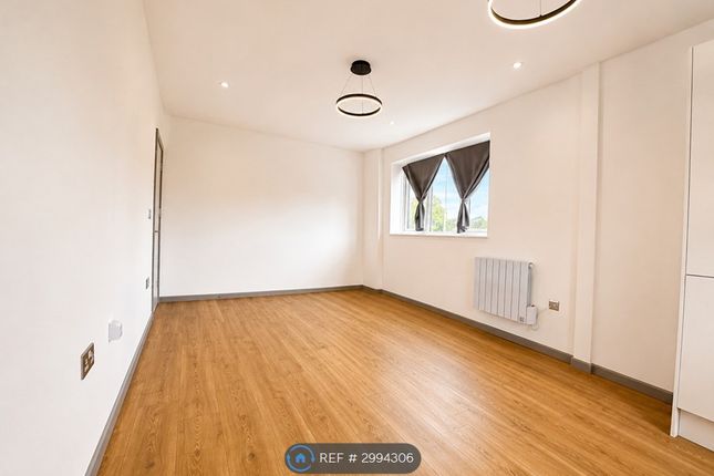 Flat, Southchurch Road, Southend-On-Sea photo 2
