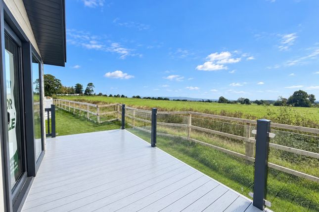 2-bed caravan on 3, Bowland Fell Holiday Park, B6478, Skipton, £129,995