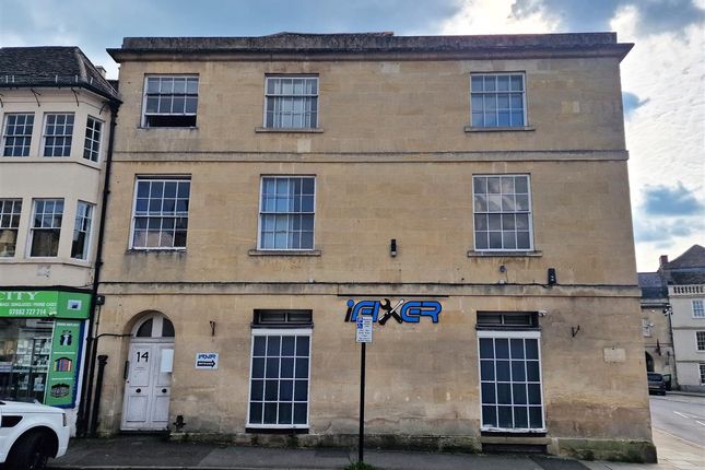Flat for sale in Market Place, Chippenham