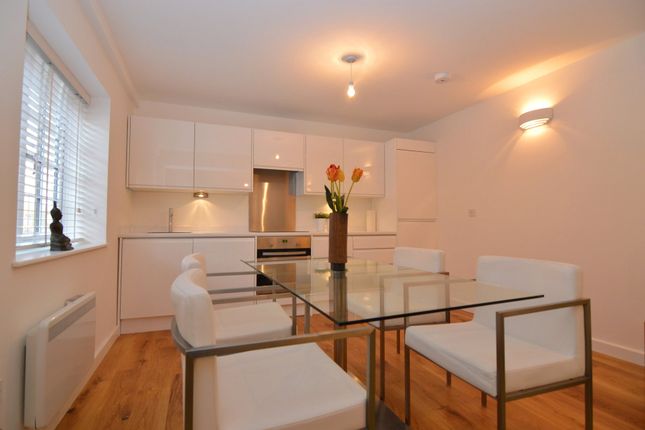 Acorn House, 61, Peach Street, Berkshire photo 4
