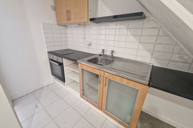 135, St. Albans photo 4