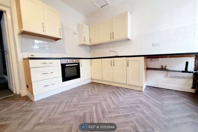 End terrace house to rent in Westmoreland Street, Nelson