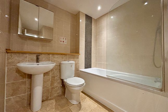 46, Beckenham photo 5