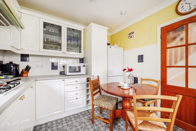 54, Westwood Green, Cookham photo 4