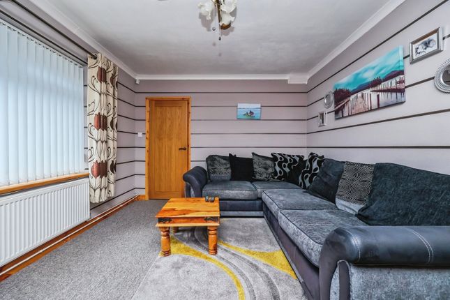 70, Andover Road, Nottinghamshire photo 2