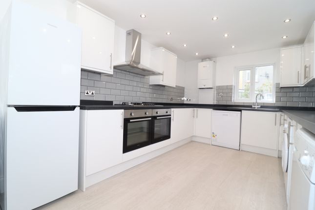 105, Diana Street, Cardiff photo 2
