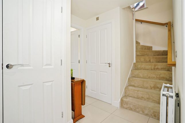 Shin Way, Leicester photo 3