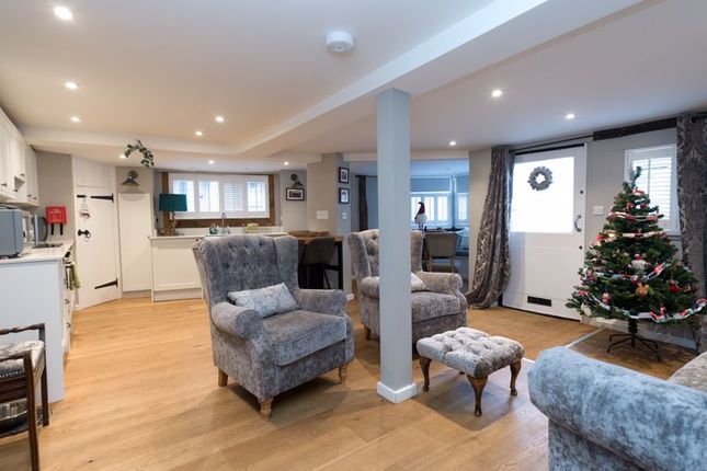 Humbug Cottage, 11 Bull Ring, Much Wenlock photo 3