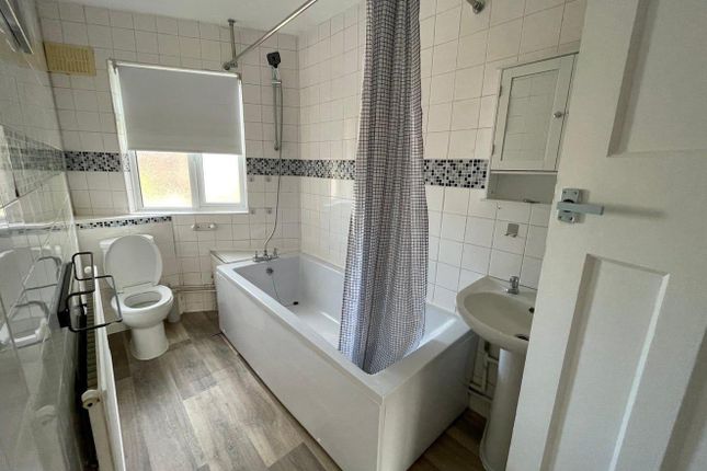 12a, Church Road, Ashford photo 4